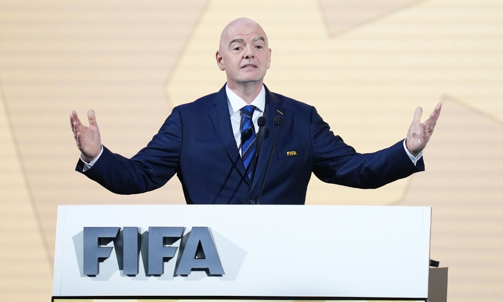 米兰打开了